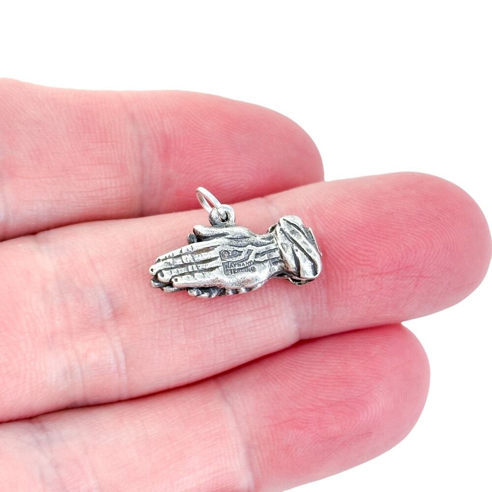 Vintage Hayward Sterling Silver 925 Praying Hands Pendant